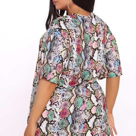 FashionNovaCurve Snaking away biker short set - Picture 3 of 3